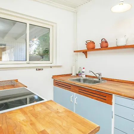 7 Person In Vakantiehuis Jerup